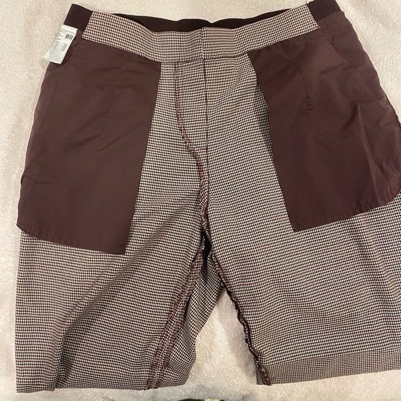 Uniqlo cropped maroon pants with micro houndstooth pattern size s (Waist 26-27) - Picture 5 of 13